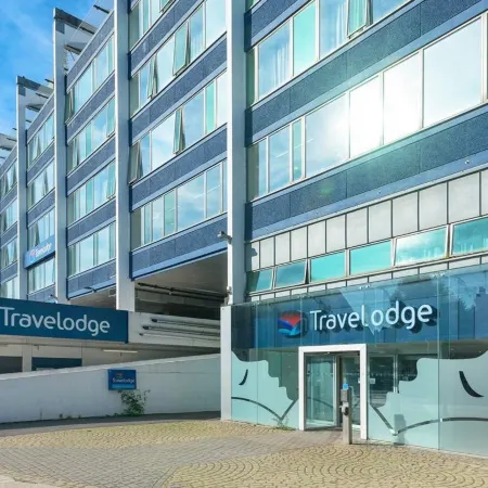 Travelodge London Teddington Отели рядом с достопримечательностью «Стадион "Ступ"»