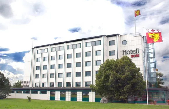 赫斯特蘇斯酒店