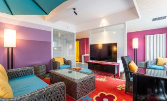 Happy Inn (Zhengzhou Zijingshan Road)