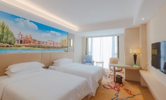 Vienna International Hotel (Shantou Jinhong Highway)