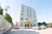 寧波路易伯爵假日賓館 鄰近阿育王寺-西塔的酒店