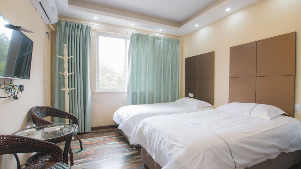 Ningbo Junfeng Hotel