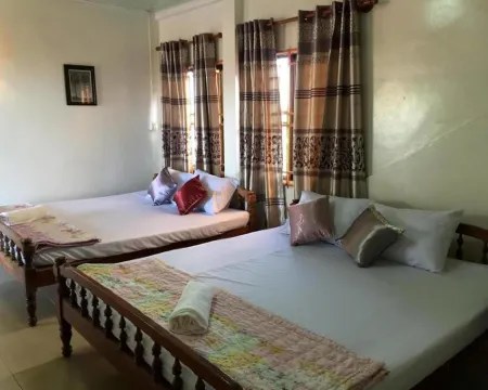 Silver Dolphin Guesthouse & Restaurant Hotels in Kratie