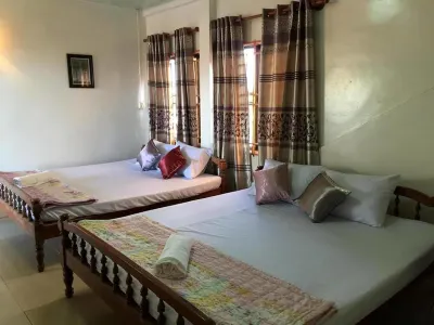 Silver Dolphin Guesthouse & Restaurant Hotels near Pa Chha Pagoda