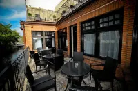 World Hostel - Old Town