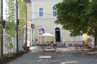 Bischofshof Braustuben Hotels near SV Lengfeld e.V.