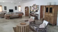 Castaway Lodge Hotels in Pointe la Rue