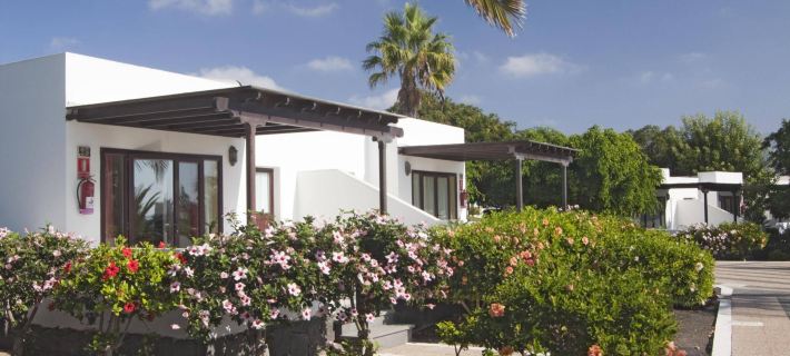 Bungalows Playa Limones Hotels in Yaiza