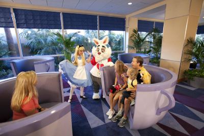 共有エリア ディズニーランド ホテル アナハイム ロサンゼルスの写真