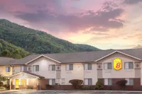 Super 8 by Wyndham Norton VA Hotels in Wise