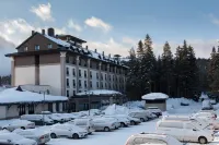 Jura Hotels Ilgaz Mountain Resort - parking
