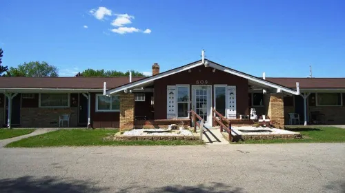 Spinning Wheel Motel - 3-Star