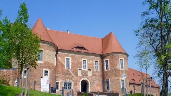 巴德貝爾齊希城堡飯店
