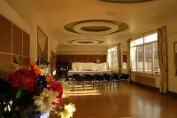Hôtel Saint - Pierre Hotels in Saint-Sever-Calvados