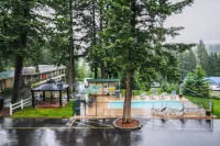 Timbers Motel - Pools
