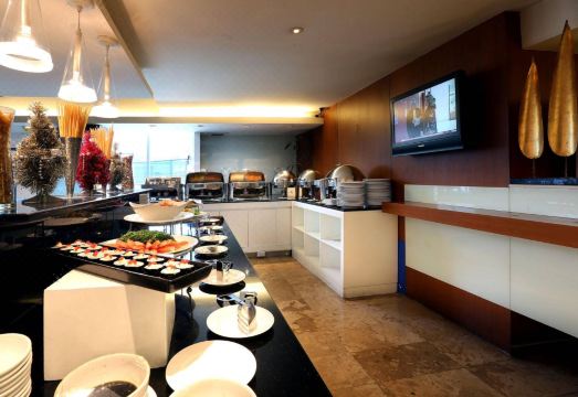 S15 수쿰윗 호텔