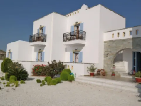 Marine Dream Hotels in Plaka