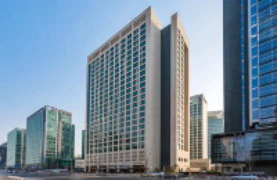 Financier Executive Residence - Condos
