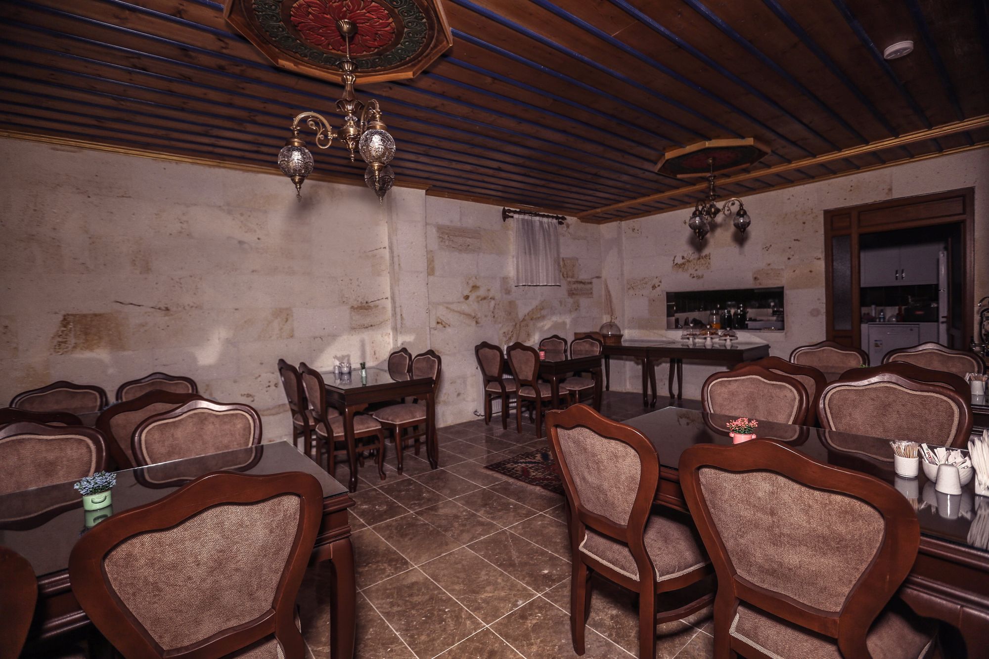 Milat Cave Hotel