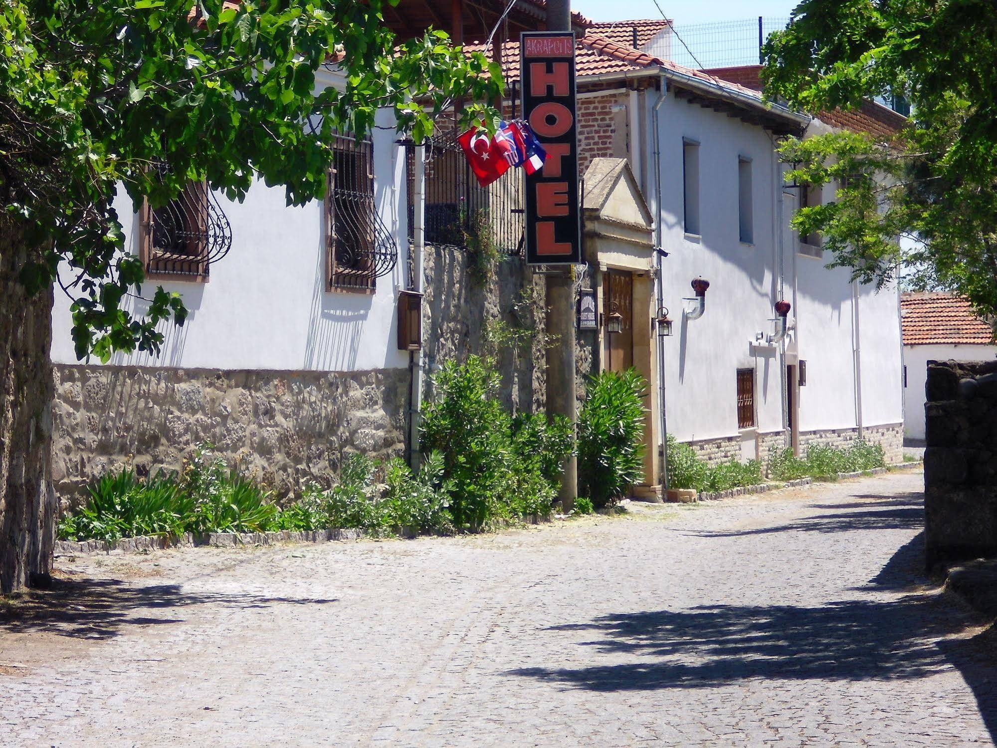 Akropolis Guest House