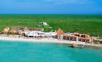 Grand Oasis Tulum Riviera All Inclusive