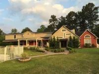 Maple Creek Bed&Breakfast Hotels in Tomball