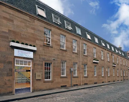Stewart by Heeton Concept – Aparthotel Edinburgh