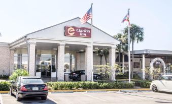 Quality Inn and Conference Center Tampa-Brandon - Housity