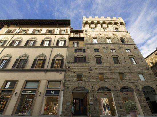 Les 10 meilleurs hôtels à proximité de Musée Salvatore Ferragamo, Florence  2022 | Trip.com