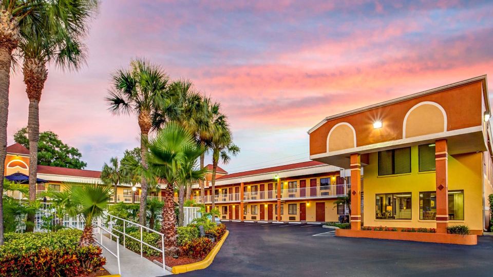Hotel South Tampa & Suites