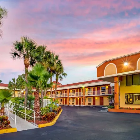 Hotel South Tampa & Suites Отели рядом с достопримечательностью «Стейк-хаус Bern's»