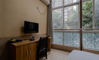 Kaixian Jiangyun Business Hotel