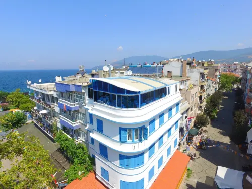 Mavi Inci Park Otel - Deniz Manzaralı