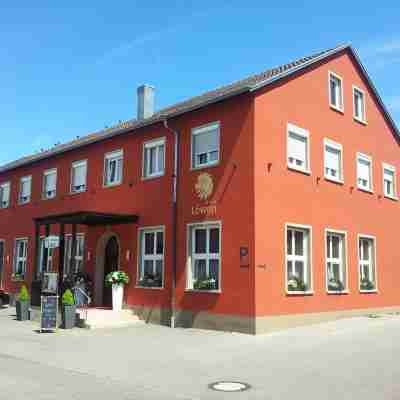 Hotel Löwen Garni - B&B Hotel Exterior