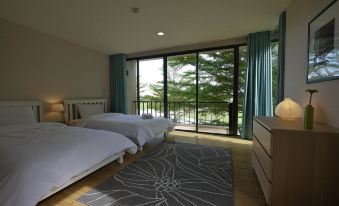 Palm Crescent Hua Hin