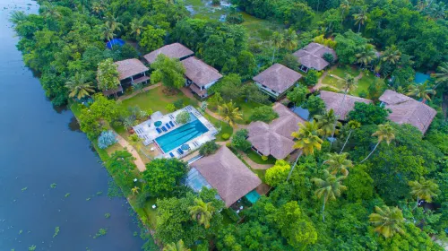 Deshadan Backwater Resort - the Best Sunrise View Hotels in Muhamma
