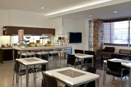 Element Denver Park Meadows