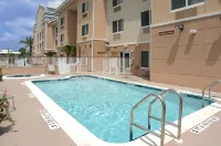 Fairfield Inn & Suites Jacksonville Beach - Beach