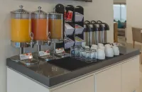 Holiday Inn Express & Suites SILAO AEROPUERTO - TERMINAL by IHG - breakfast