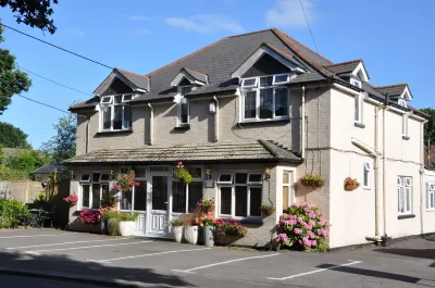 Walcot House Hotel dekat Shackleton Accommodation