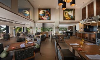 Marriott's Phuket Beach Club