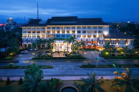 Sai Gon Quang Binh Hotel Отели в г. Bao Xuan