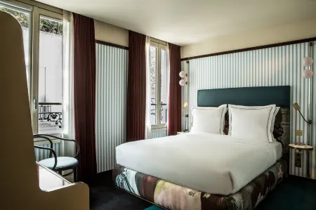 Hôtel du Rond-Point des Champs-Élysées - Esprit de France