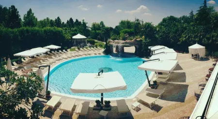 Relais Villa Fiorita Отели в г. Понте-ди-Пьяве