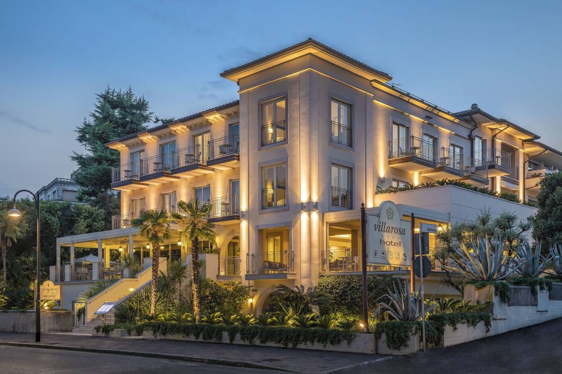 Villa Rosa Hotel-Desenzano del Garda Updated 2022 Room Price-Reviews &  Deals | Trip.com
