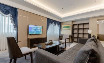 New World Hotel