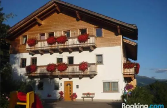 斯坦恩霍夫公寓