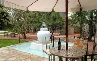 Village Boutique Hotel - Pools