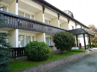Hotel Schwan Hotels in Iffezheim
