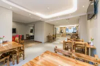 Superior Hotel (Ziyuan Bus Station)